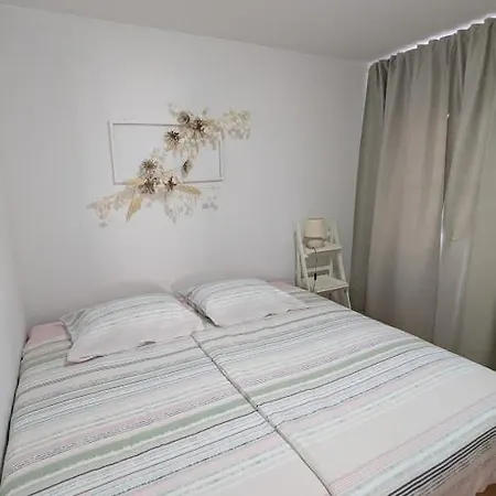 Nono Marjo Apartment