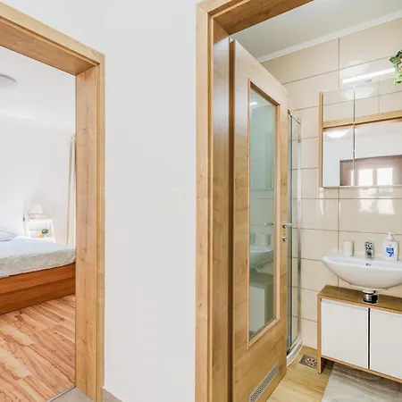 アパート Nono Marjo