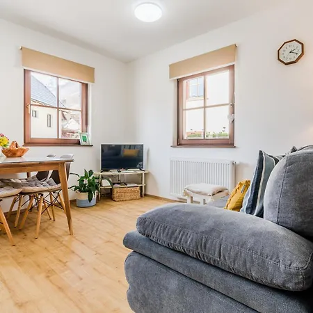 Nono Marjo アパート *